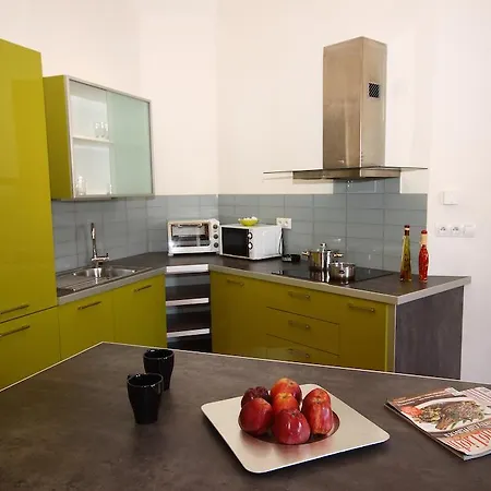 Lägenhet River View Prag