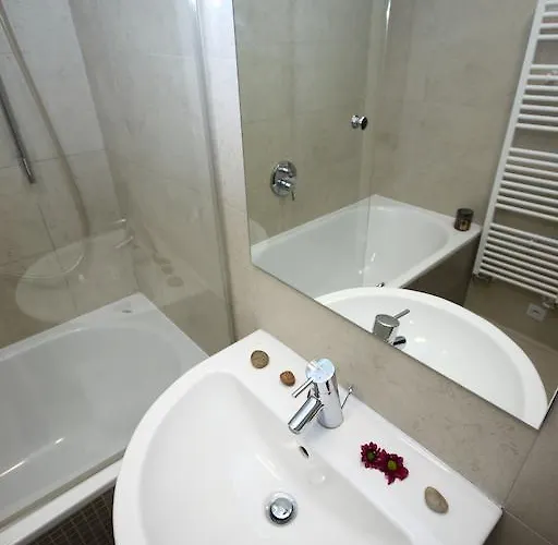 ريفير فيو ريزيدانس شقة *