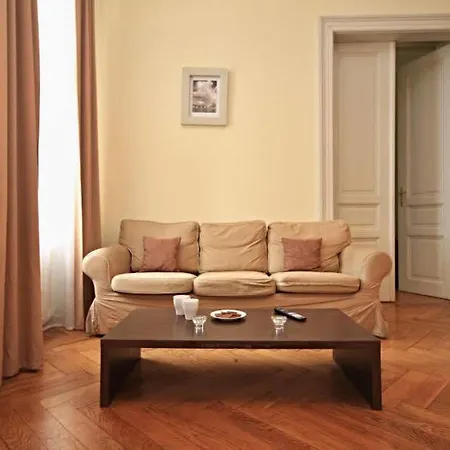 River View Apartman *