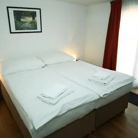 River View Apartment *