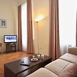 דירה River View *